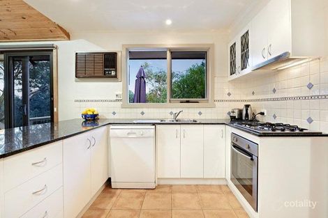 Property photo of 4 Dandallo Drive Eltham VIC 3095