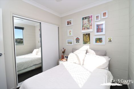 Property photo of 1/4 Mullan Street The Gap QLD 4825