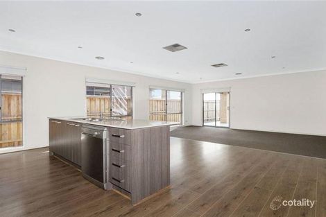 Property photo of 71 McLachlan Drive Williams Landing VIC 3027
