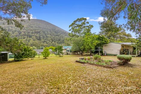 9 Surrey Rd, Warburton, VIC 3799
