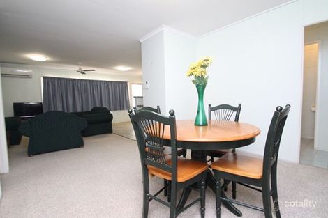 2/17 Smith St, West Gladstone, QLD 4680