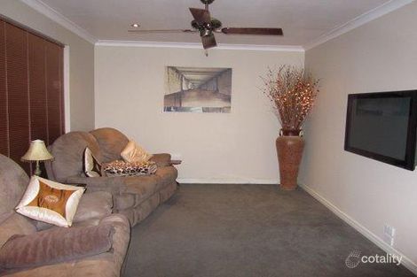 Property photo of 4 Meridian Mews Waikiki WA 6169