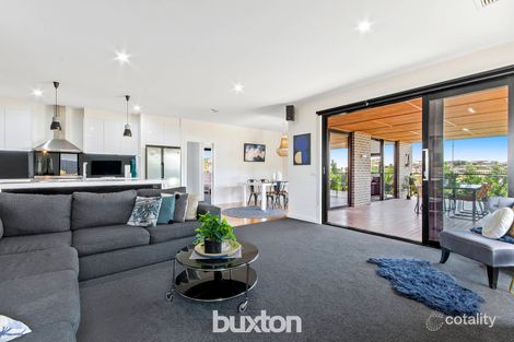 Property photo of 21 Stoneleigh Crescent Highton VIC 3216