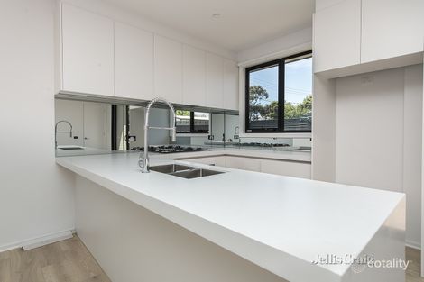 Property photo of 2/43 Park Crescent Williamstown North VIC 3016