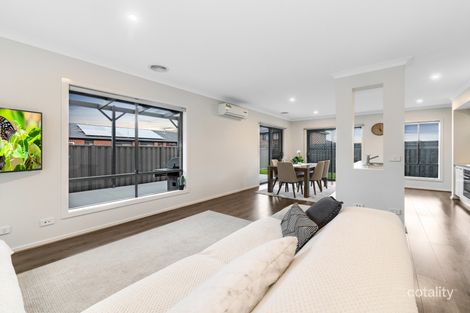 Property photo of 33 Rupert Street Cranbourne East VIC 3977