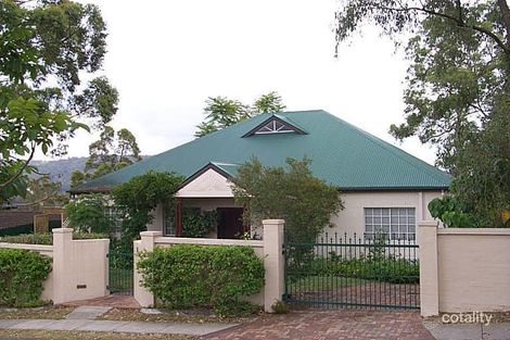 99 Bielby Rd, Kenmore Hills, QLD 4069