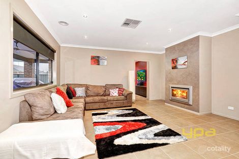 Property photo of 45 Eagleridge Promenade Tarneit VIC 3029