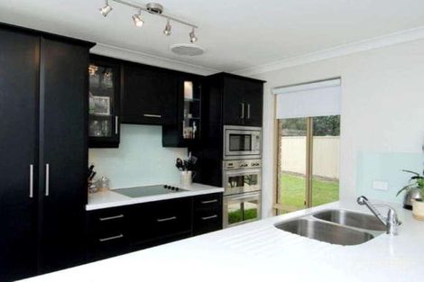 Property photo of 3/7-9 Terrigal Way Armadale WA 6112