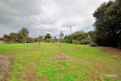 Property photo of 17 Huron Grove West Lakes SA 5021