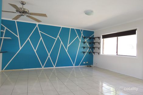 Property photo of 4/13 Baker Avenue Labrador QLD 4215