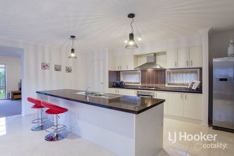 Property photo of 6 Shirley Court Point Cook VIC 3030