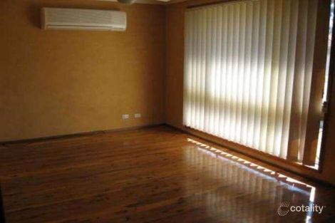 Property photo of 8 Stromeferry Crescent St Andrews NSW 2566