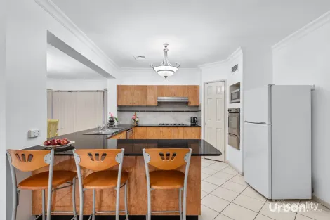 Property photo of 10 Burragate Crescent Prestons NSW 2170