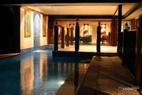 Property photo of 10 Dabchick Drive Burleigh Waters QLD 4220