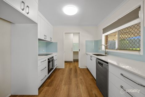 Property photo of 93 Equestrian Drive Yamanto QLD 4305