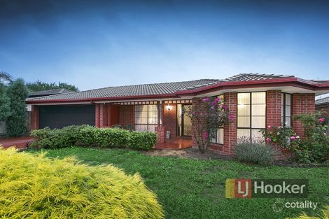 8 Georgia Mae Ct, Rowville, VIC 3178