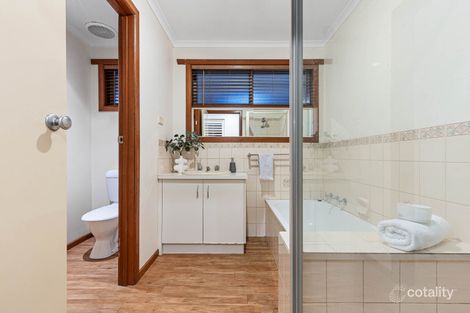 Property photo of 6 Brompton Place Alfredton VIC 3350