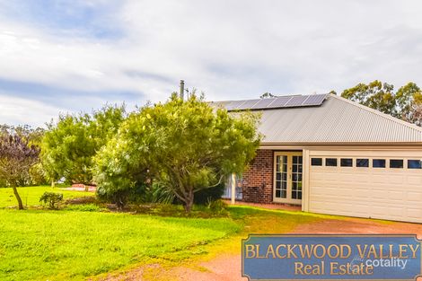 Property photo of 44 Robinia Way Kangaroo Gully WA 6255