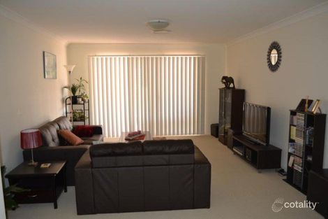 Property photo of 5 Hebe Place Cameron Park NSW 2285