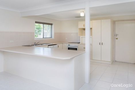 Property photo of 4 Rathbone Place Labrador QLD 4215