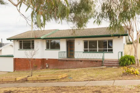 126 Launceston St, Lyons, ACT 2606