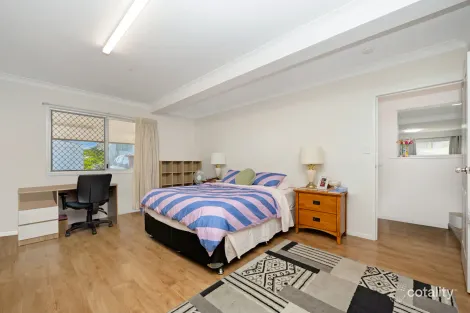 Property photo of 36 Wandella Crescent Cranbrook QLD 4814