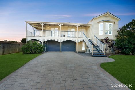 35 Hawkes Ave, Arana Hills, QLD 4054