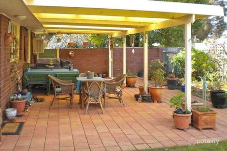 Property photo of 10 Nandina Avenue Lake Albert NSW 2650