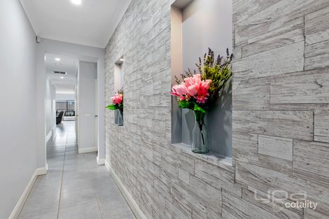 Property photo of 12 Caruana Crescent Harkness VIC 3337