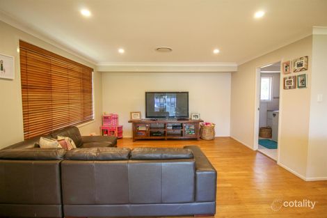 Property photo of 18 Heather Place Singleton Heights NSW 2330