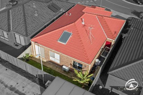 Property photo of 2 Dexter Crescent Clyde North VIC 3978