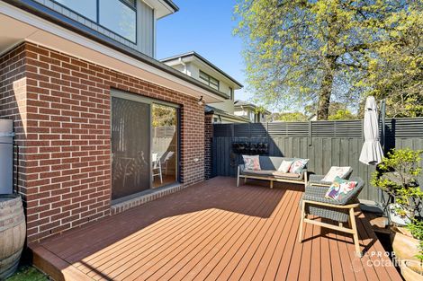 Property photo of 2/10 Hamilton Avenue Blackburn VIC 3130