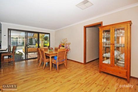 Property photo of 6 Kelso Court Duncraig WA 6023