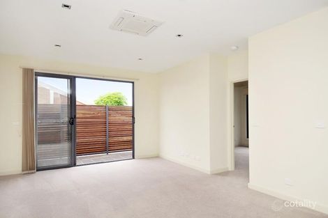 Property photo of 6/72 Doncaster East Road Mitcham VIC 3132