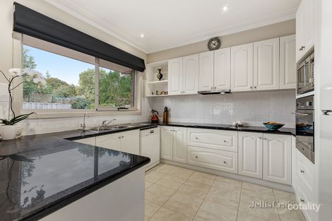 Property photo of 6 Gallery Place Mount Waverley VIC 3149