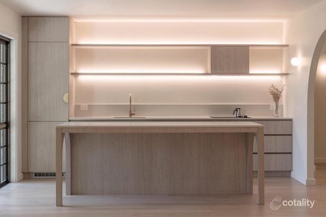 6 Briggs Rd, Springwood, QLD 4127