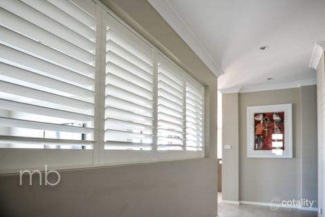Property photo of 6 Collins Way Orange NSW 2800