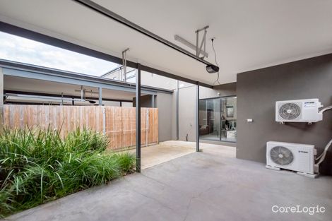 Property photo of 27/20 Hyde Park Avenue Craigieburn VIC 3064