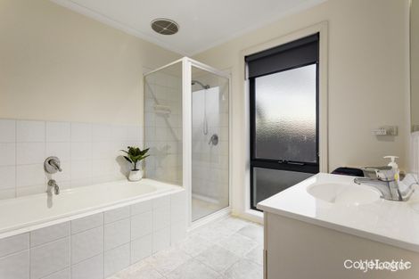 Property photo of 31 William McPherson Crescent Seabrook VIC 3028