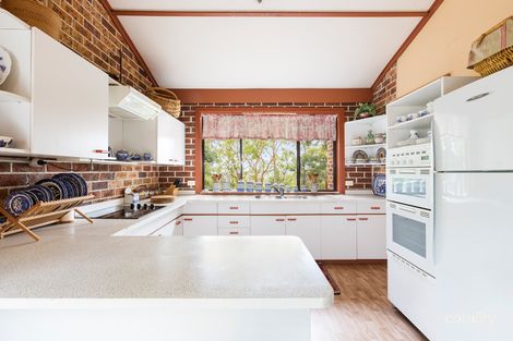 Property photo of 8 Sir Henrys Parade Faulconbridge NSW 2776
