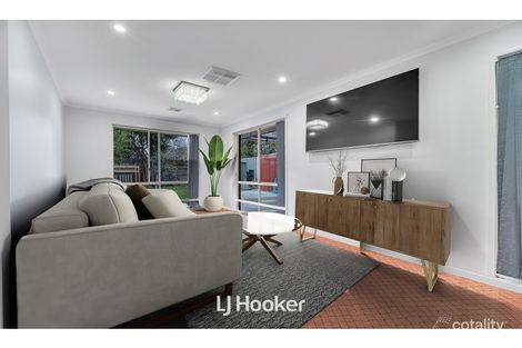 Property photo of 9 Summit Court Hampton Park VIC 3976