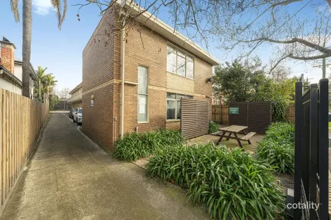 7 Raglan St, St Kilda East, VIC 3183