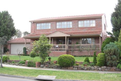 Property photo of 17 Stayner Court Glen Waverley VIC 3150