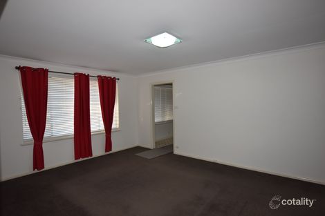 Property photo of 18 Karimi Way Orange NSW 2800