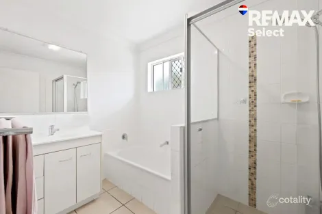 Property photo of 16 Helmsman Drive Bucasia QLD 4750