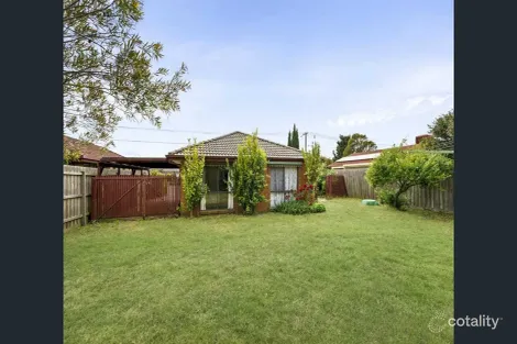 Property photo of 71 Rowes Road Werribee VIC 3030