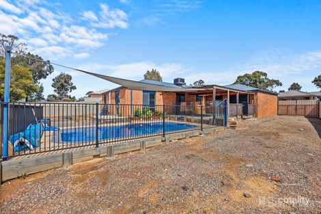 Property photo of 5 Melinda Street California Gully VIC 3556
