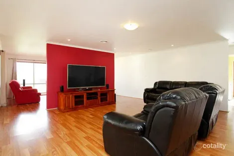 Property photo of 8 Loxton Street Tarneit VIC 3029
