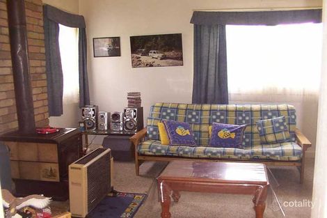 Property photo of 11 Myrtle Crescent Emu Heights TAS 7320