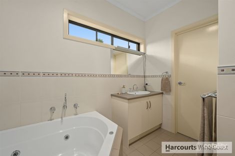 Property photo of 7 Swift Grove McLaren Flat SA 5171